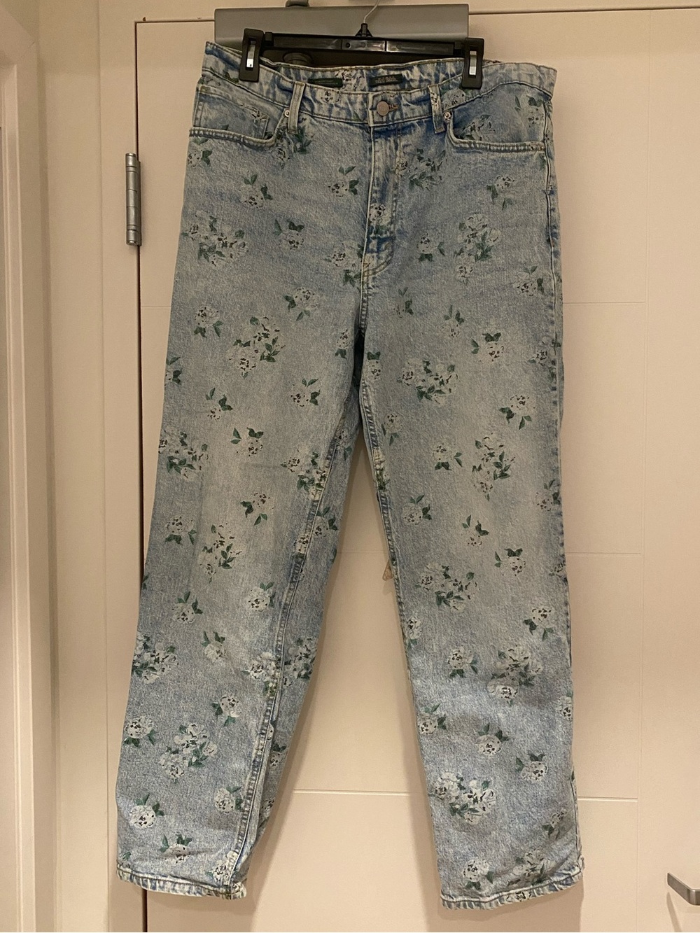 💕Floral Print Light Wash Women's Jeans - Blue💕